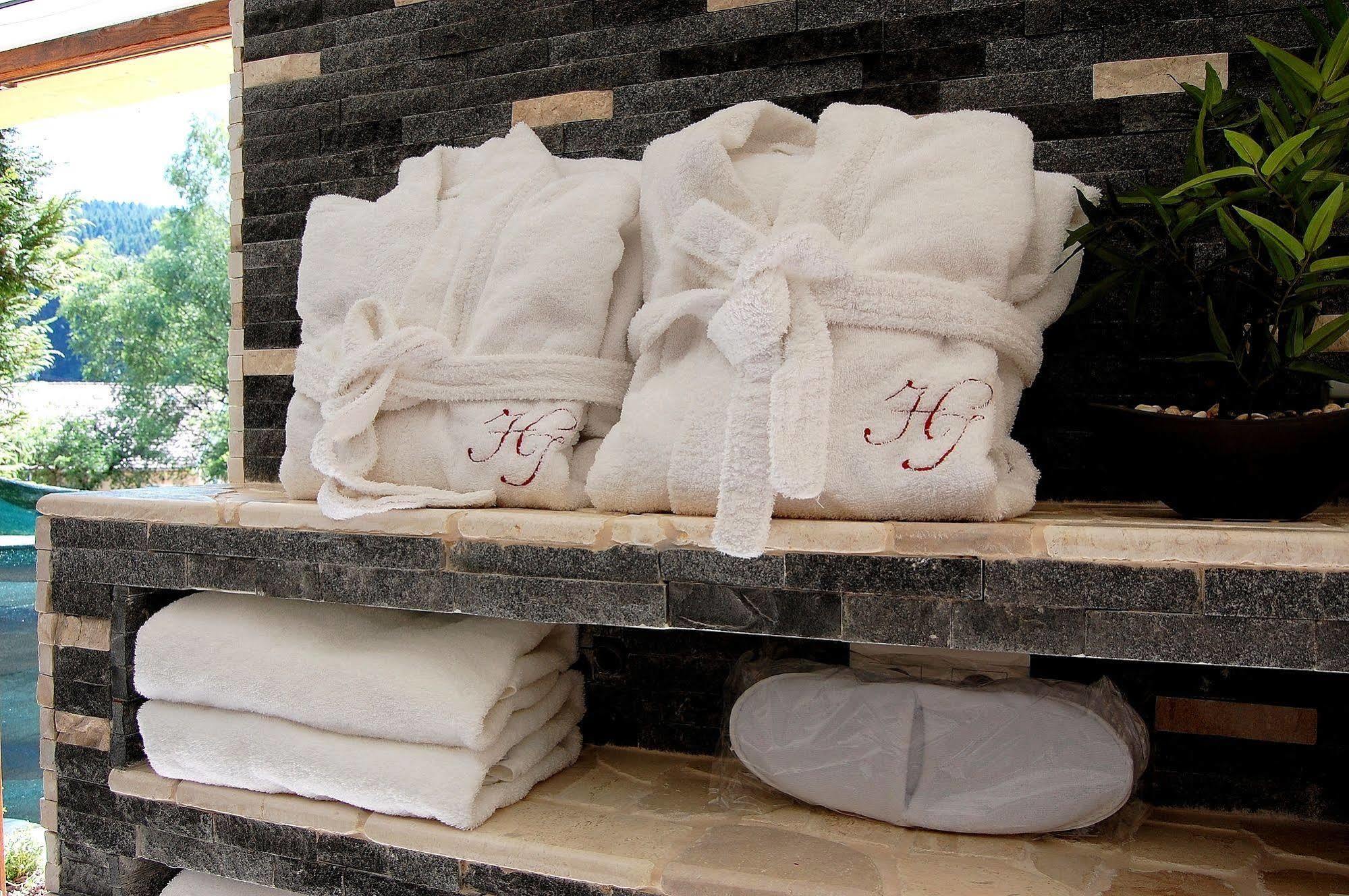 Domaine du Haut Jardin Hôtel&Chalets Spa Privé Rehaupal Esterno foto